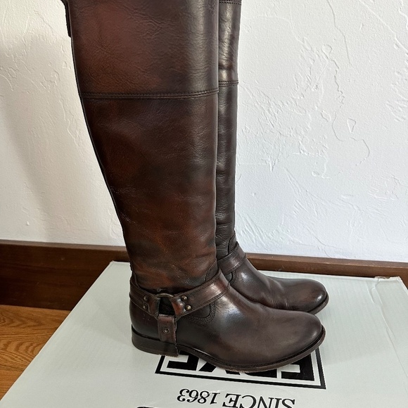 FRYE Melissa Harness Riding Boots - Size 6 - Color: Dark Brown - Picture 5 of 16